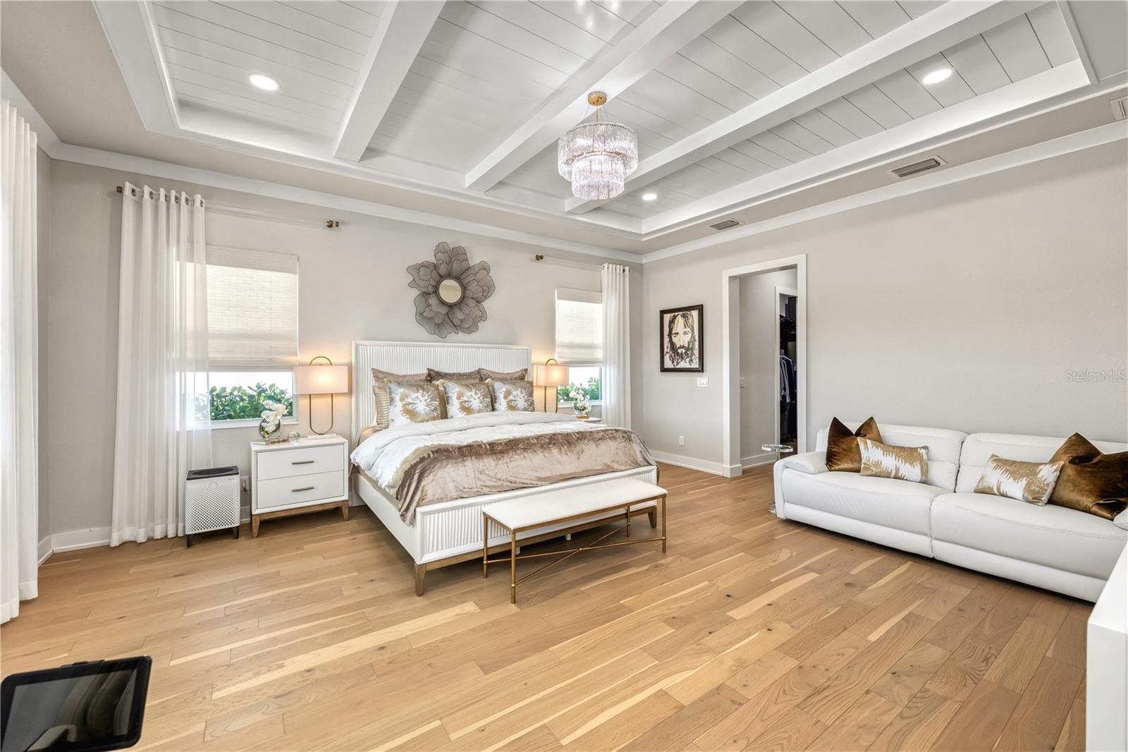 Image 37 of 88 For 8281 Redonda Loop