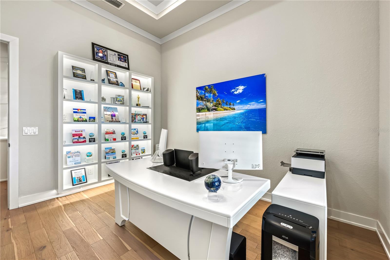 Image 43 of 88 For 8281 Redonda Loop