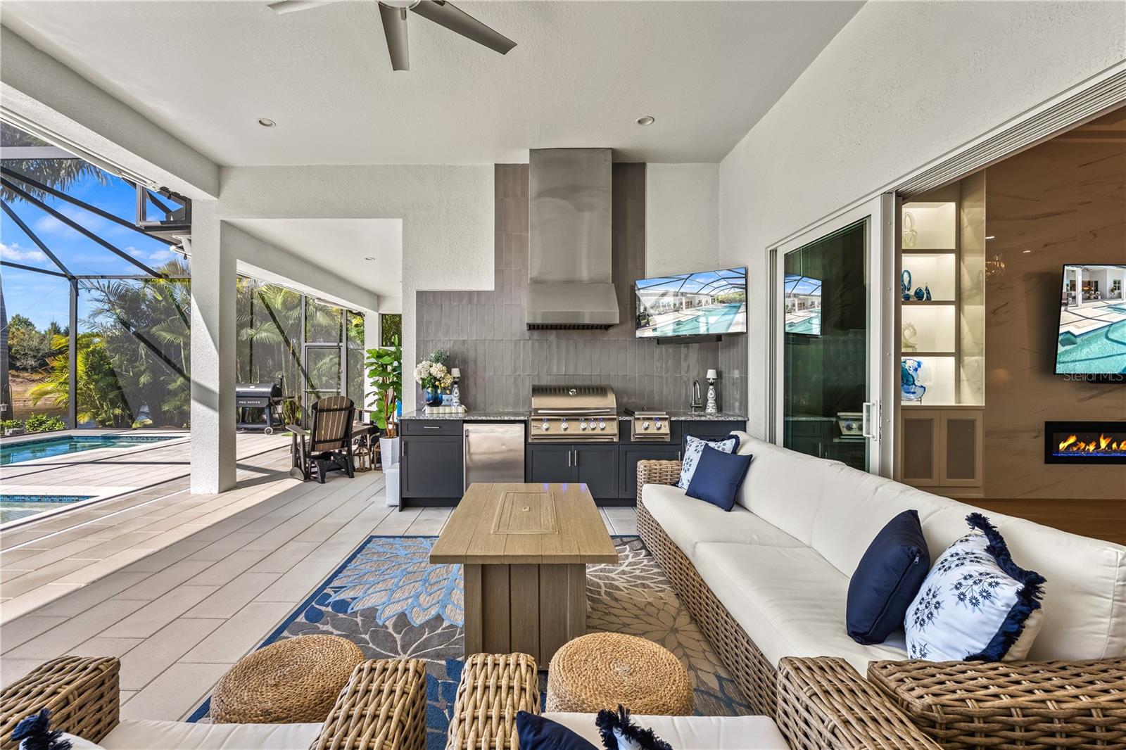 Image 48 of 88 For 8281 Redonda Loop