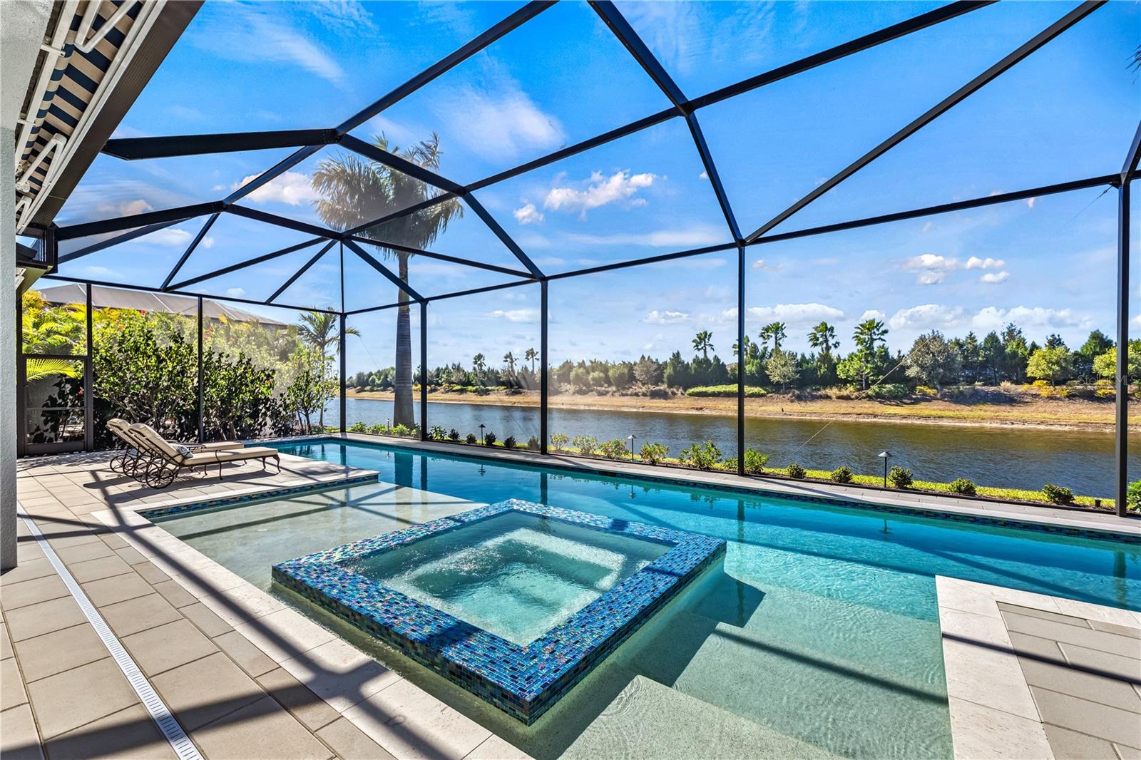 Image 55 of 88 For 8281 Redonda Loop