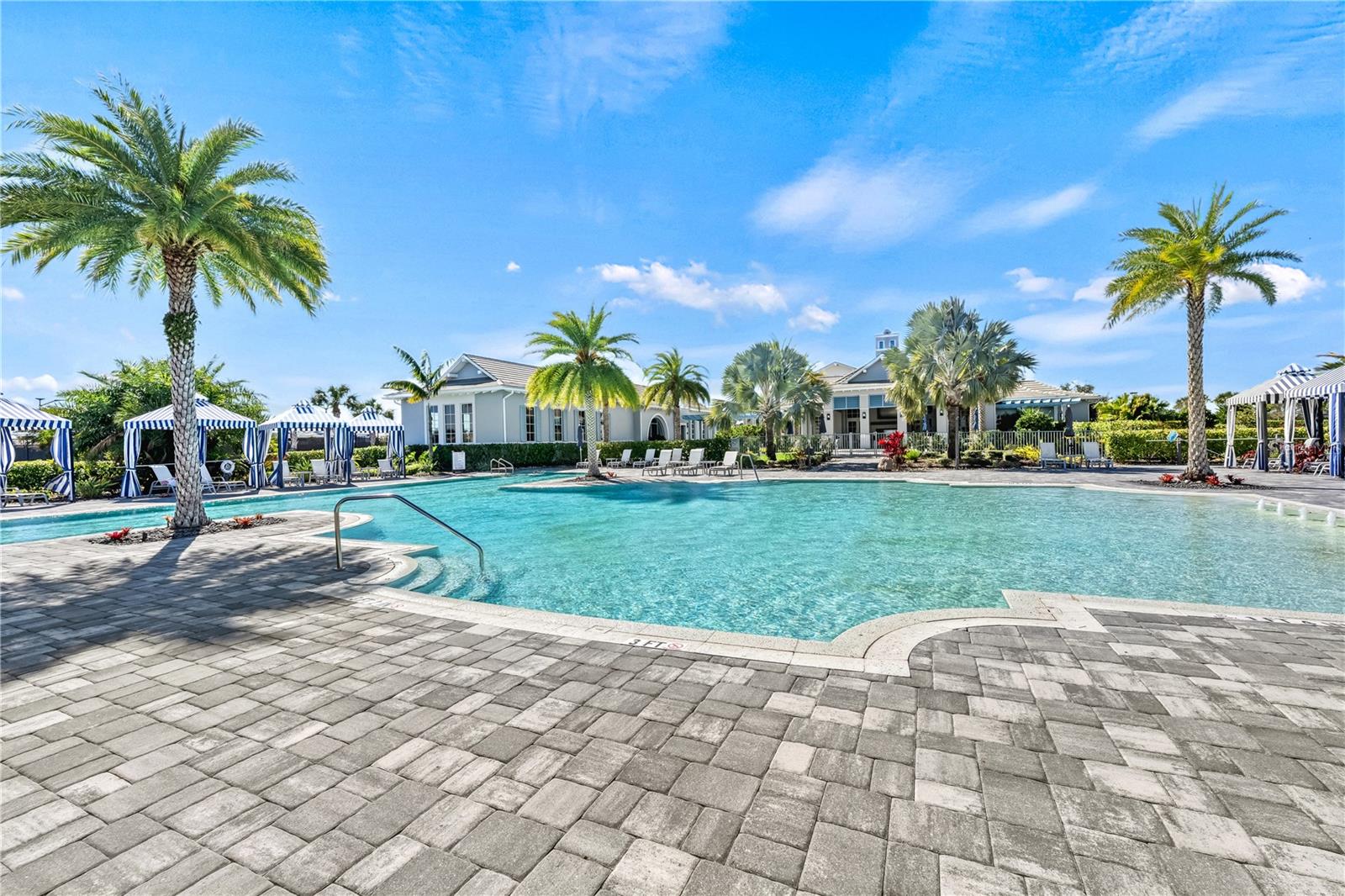 Image 84 of 88 For 8281 Redonda Loop