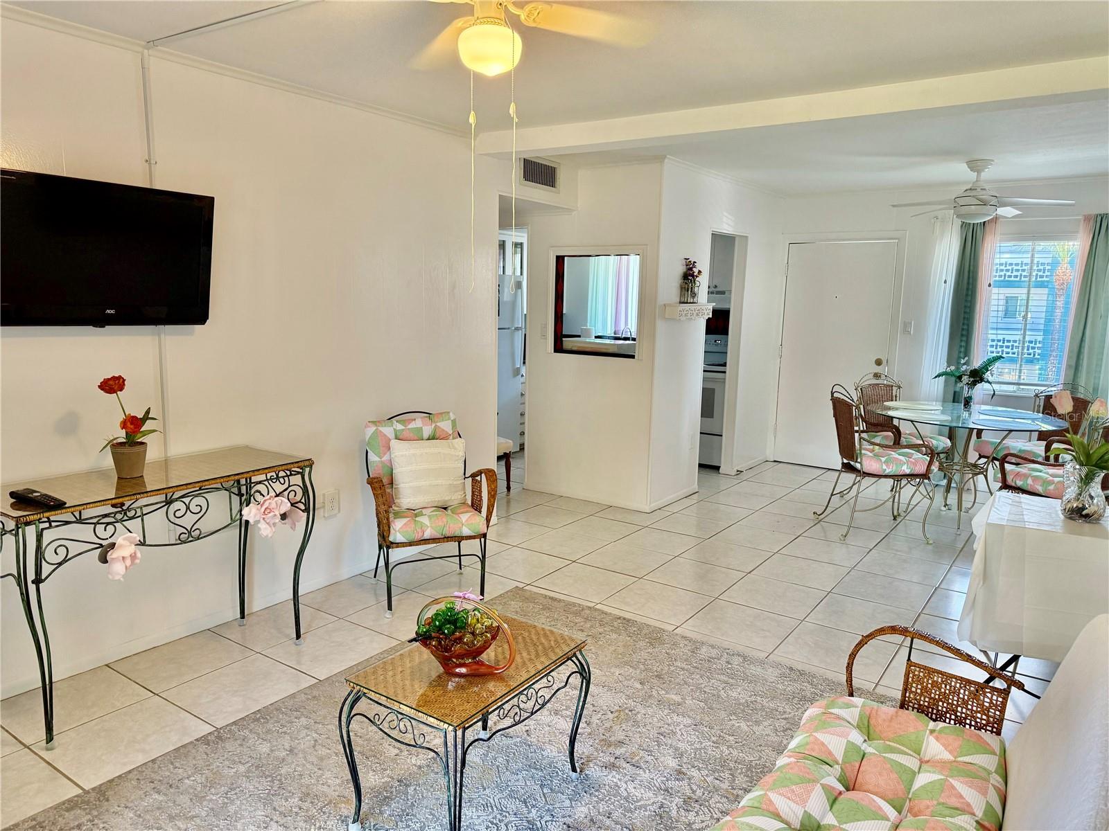 Image 3 of 15 For 1825 Restful Drive N22