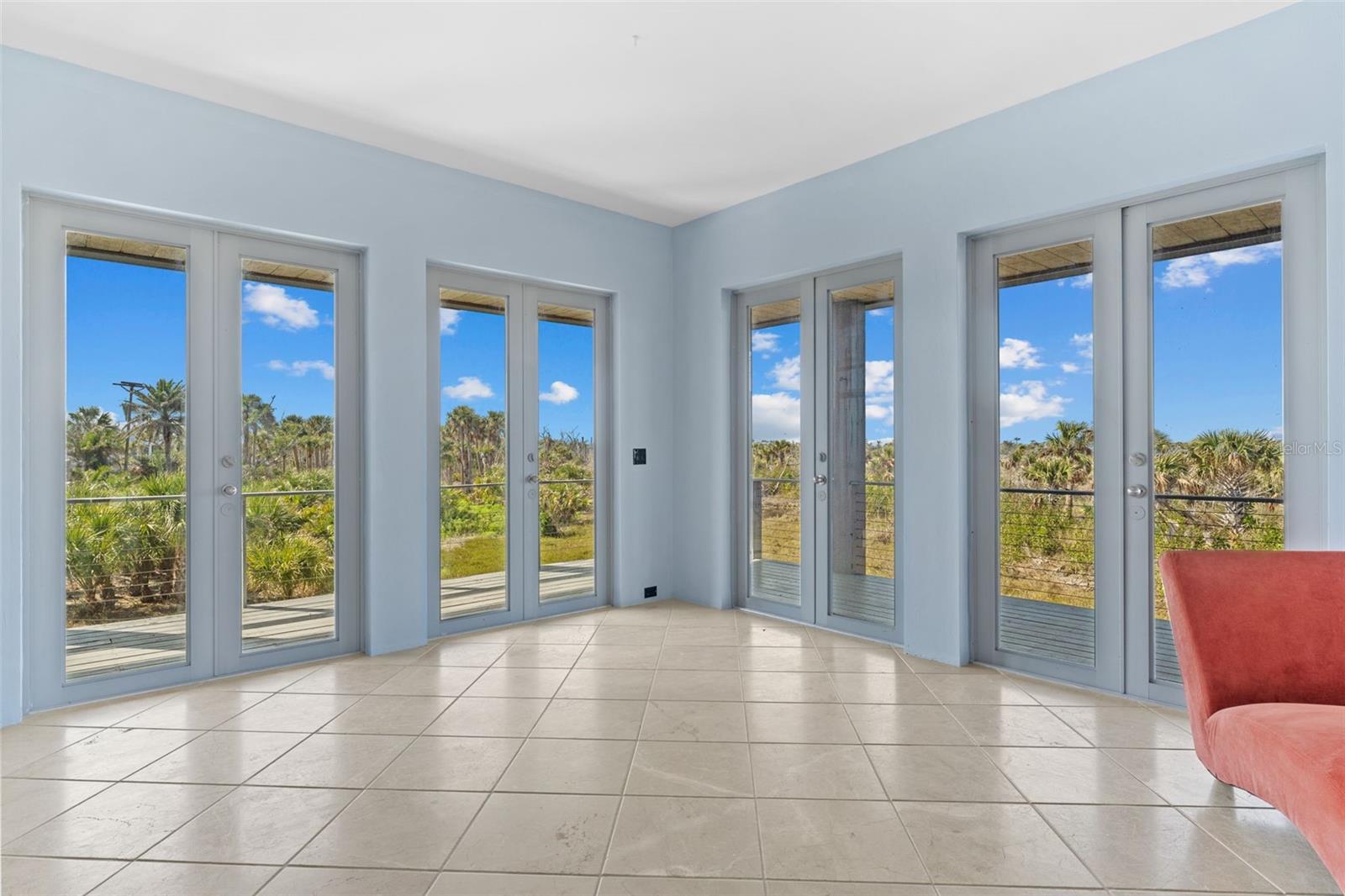 Image 14 of 54 For 4150 Dingman Drive