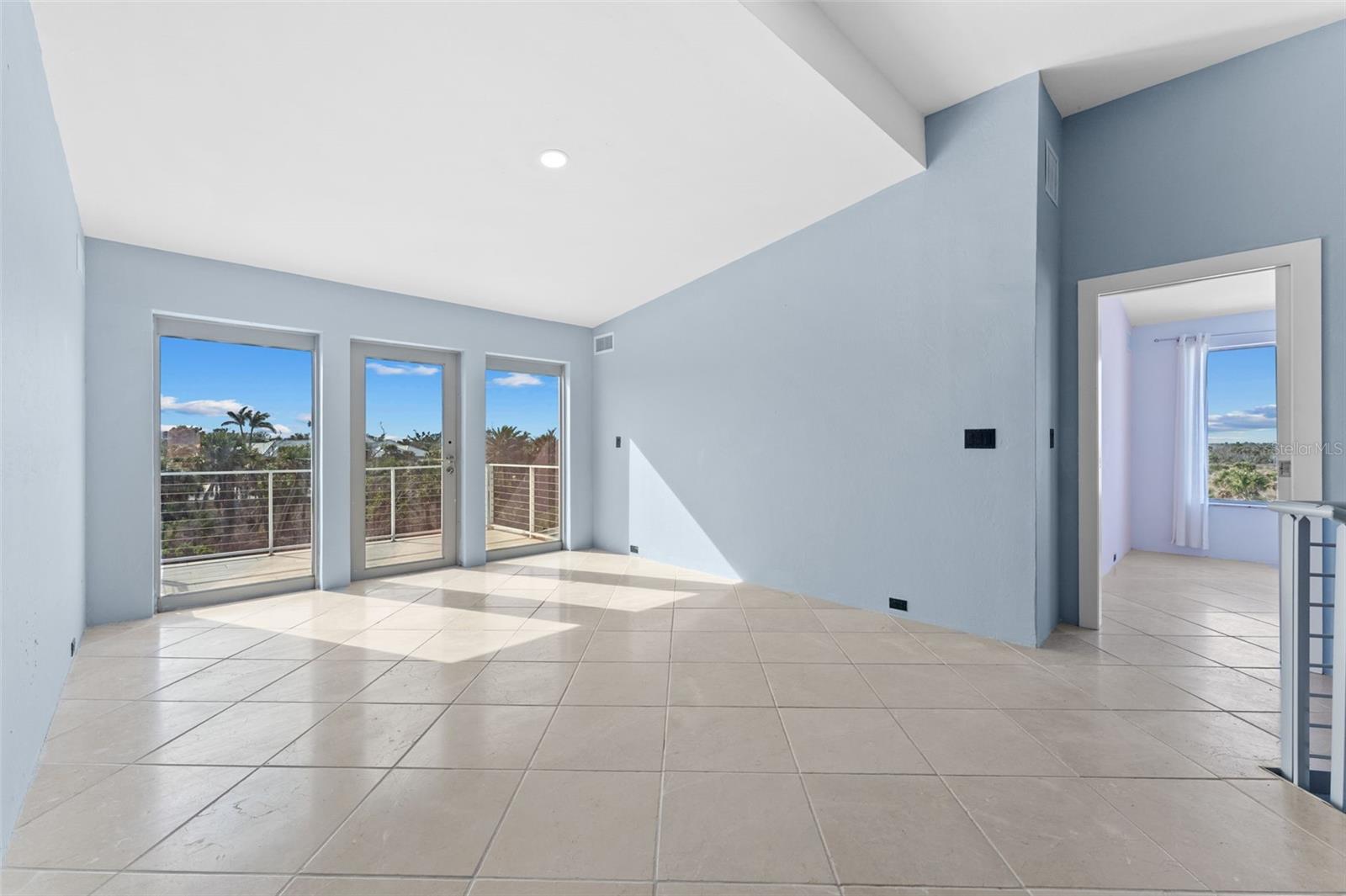 Image 41 of 54 For 4150 Dingman Drive