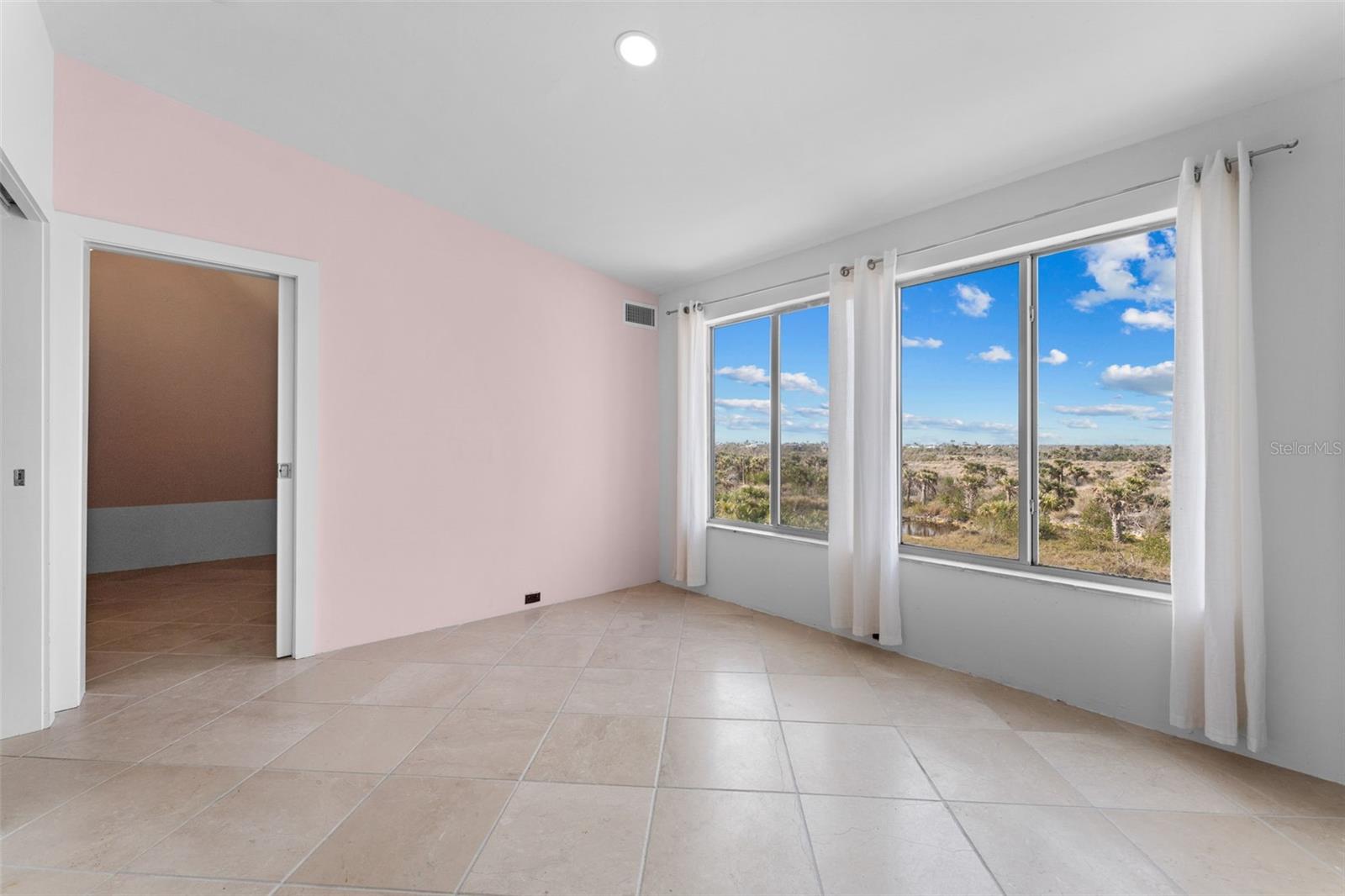 Image 43 of 54 For 4150 Dingman Drive