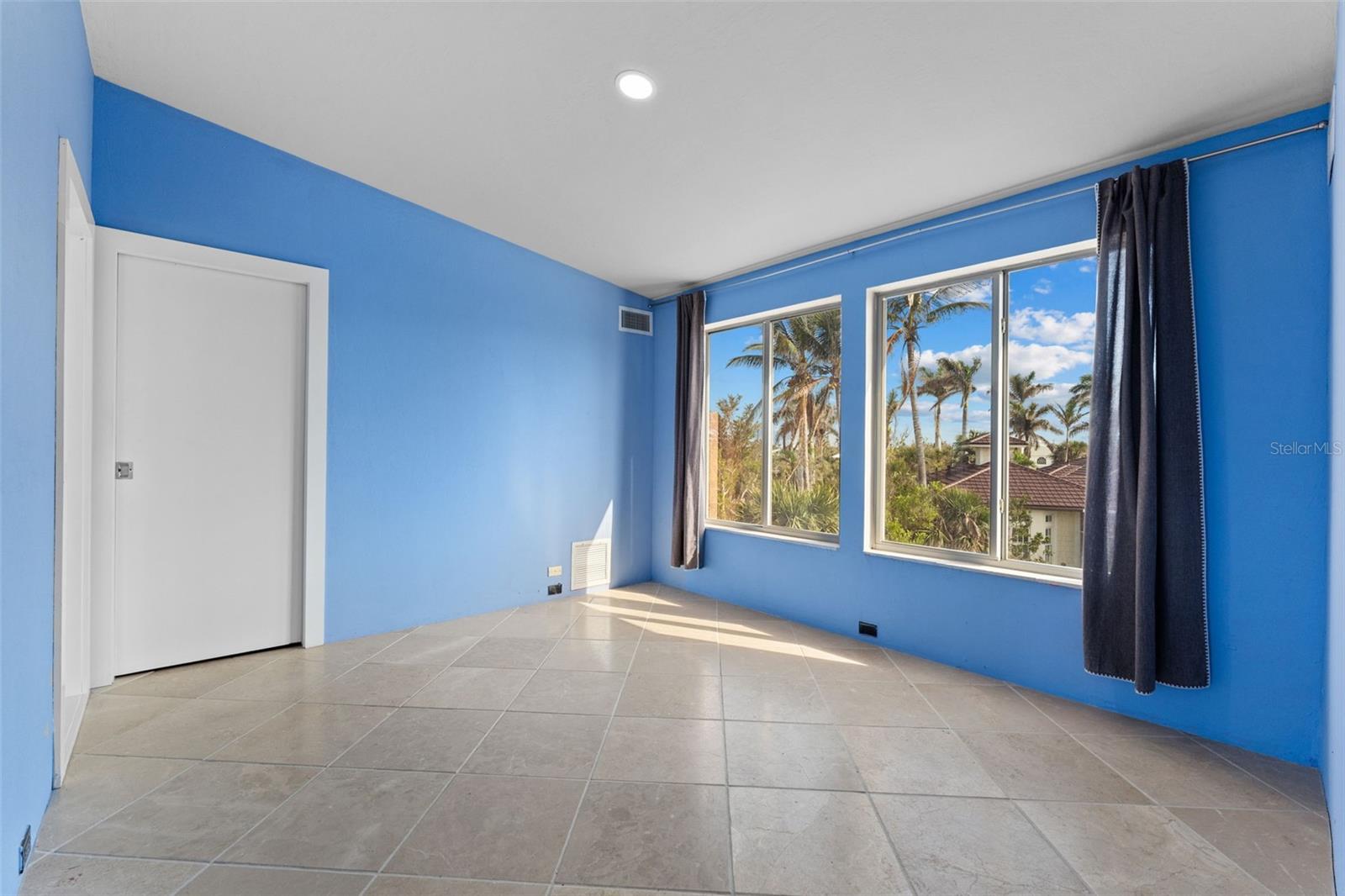 Image 44 of 54 For 4150 Dingman Drive