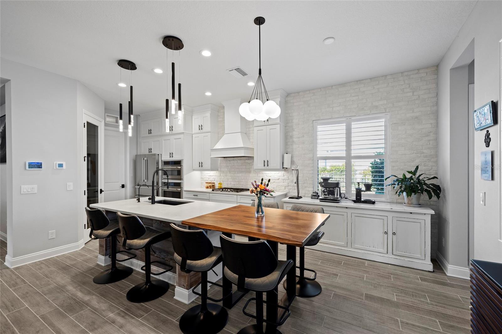 Image 10 of 54 For 13784 Old Creek Court