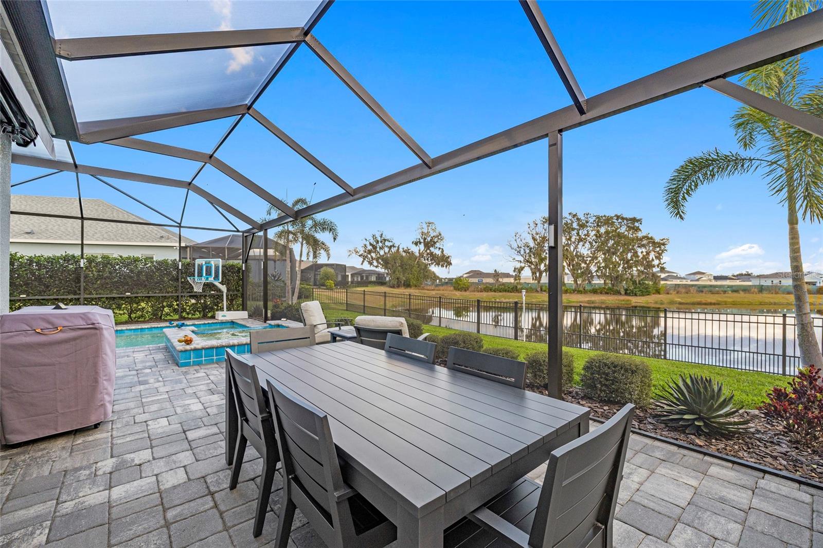 Image 25 of 54 For 13784 Old Creek Court