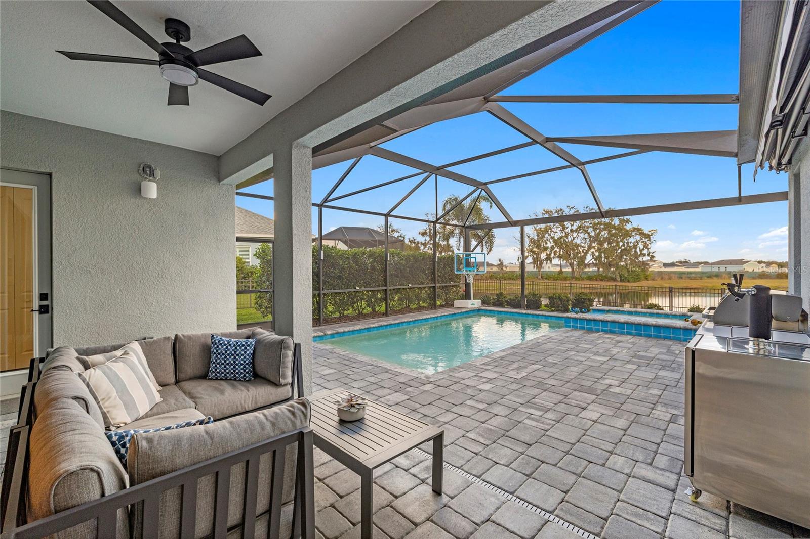 Image 26 of 54 For 13784 Old Creek Court