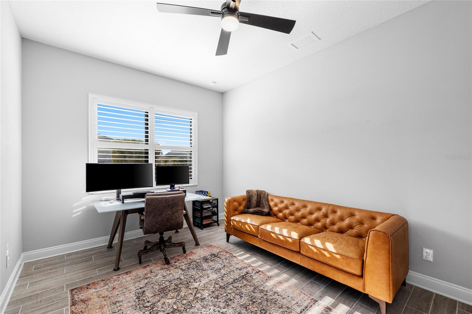 Image 34 of 54 For 13784 Old Creek Court