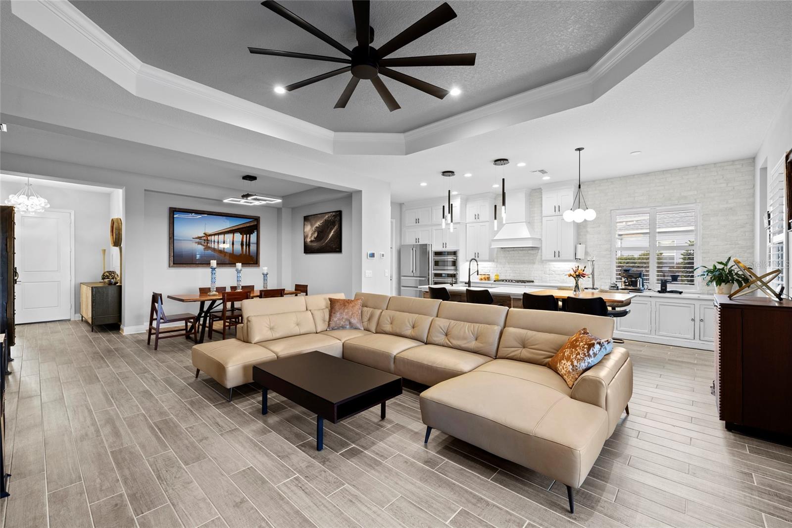 Image 7 of 54 For 13784 Old Creek Court