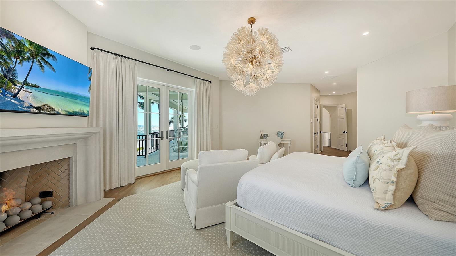 Image 56 of 79 For 70 Lighthouse Point Drive