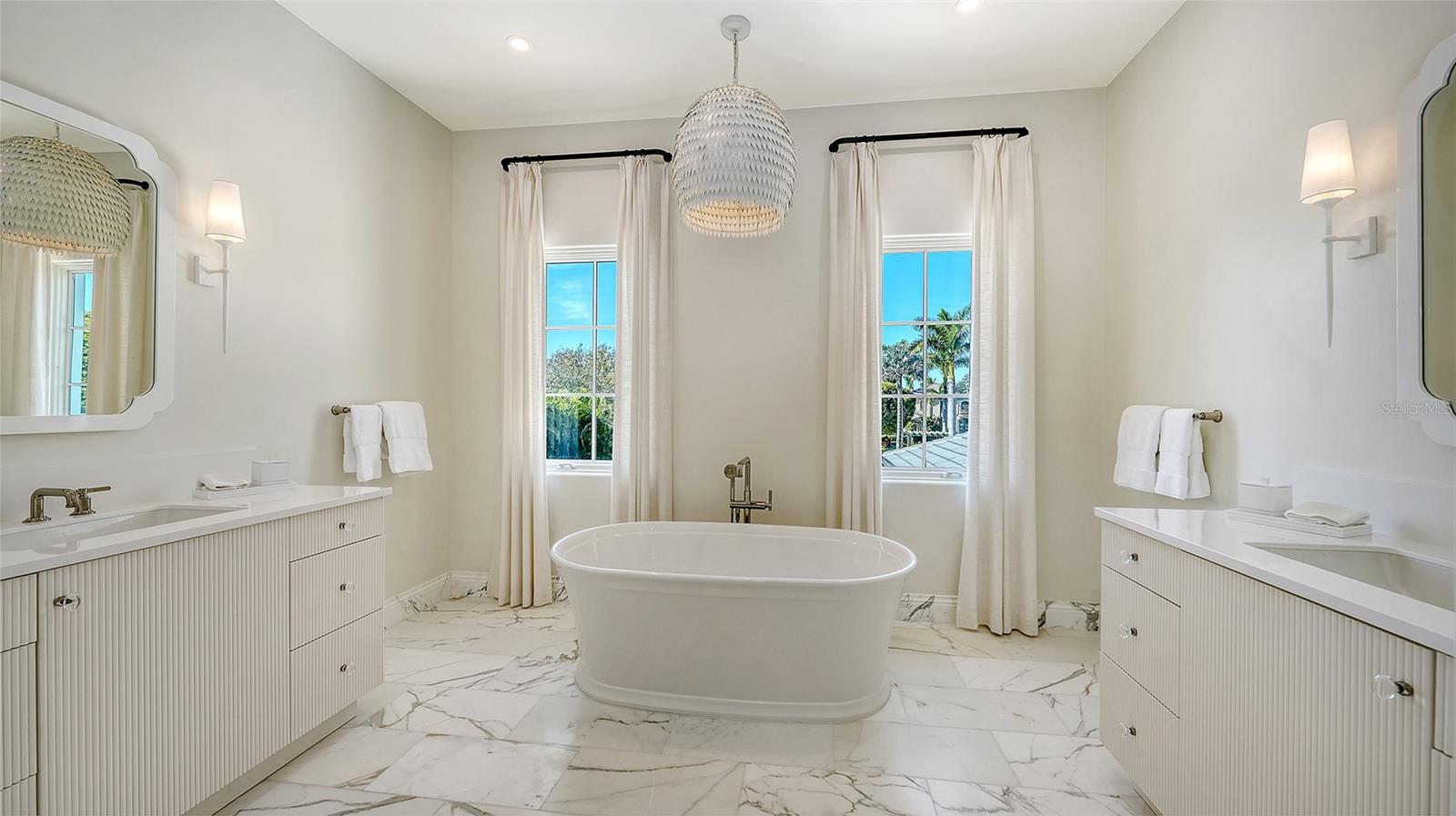 Image 60 of 79 For 70 Lighthouse Point Drive