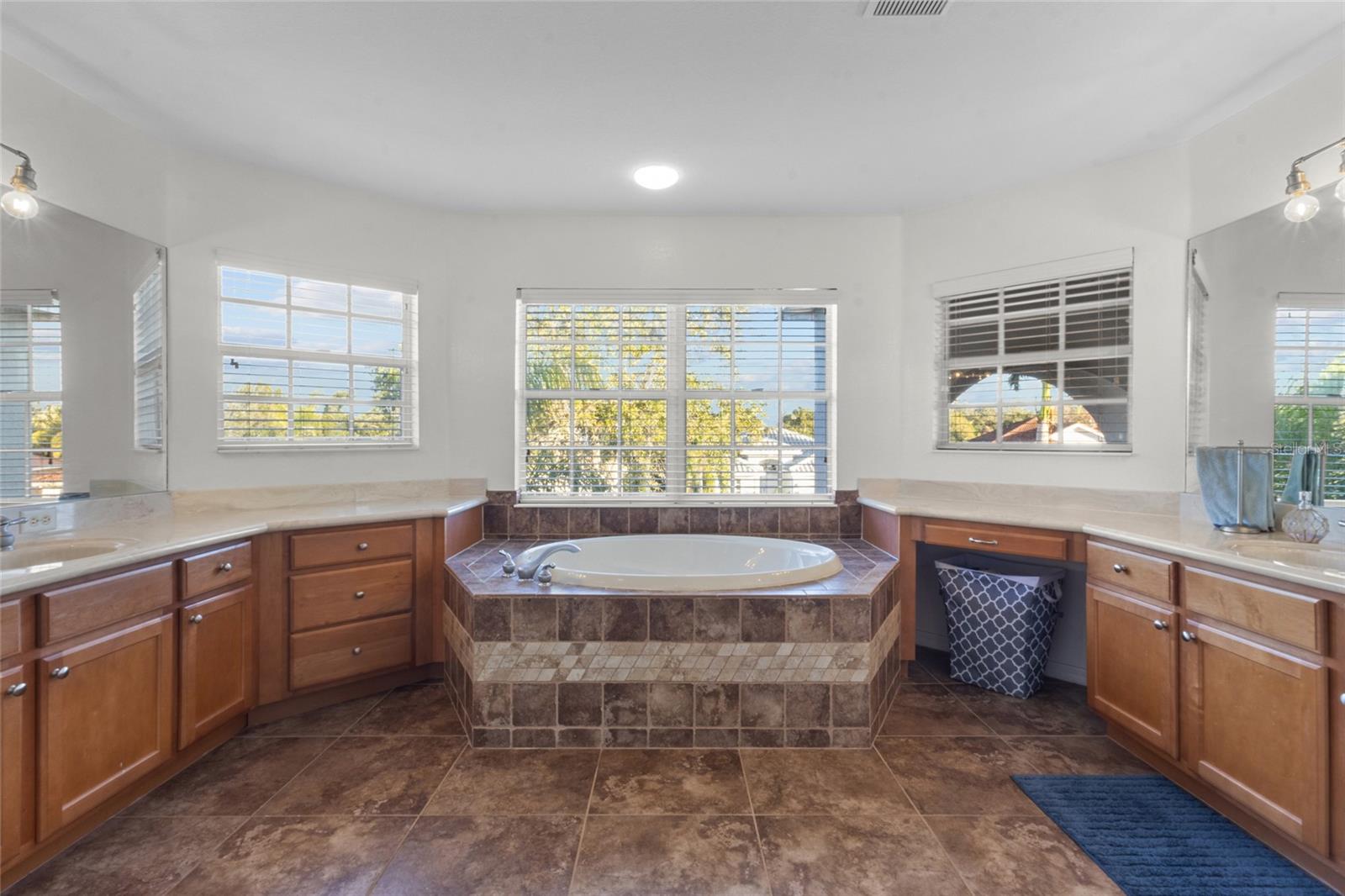 Image 25 of 61 For 8844 Stone Harbour Loop