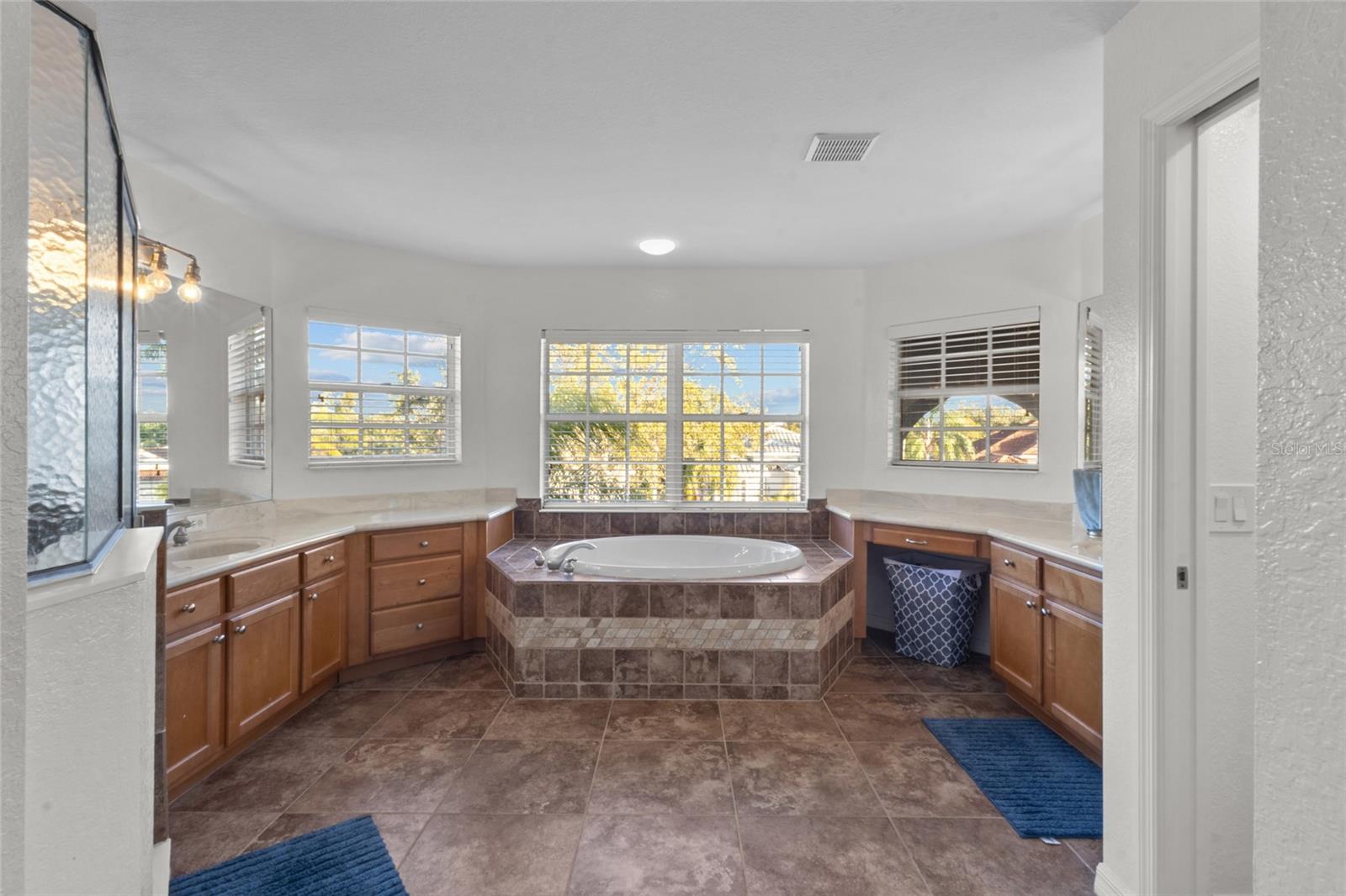 Image 26 of 61 For 8844 Stone Harbour Loop