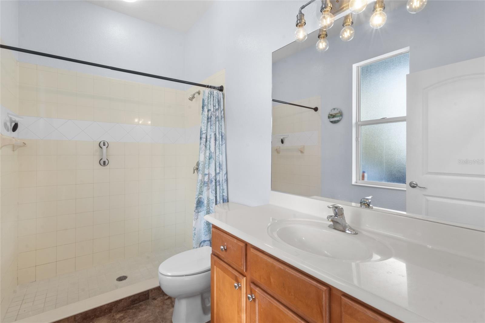 Image 43 of 61 For 8844 Stone Harbour Loop