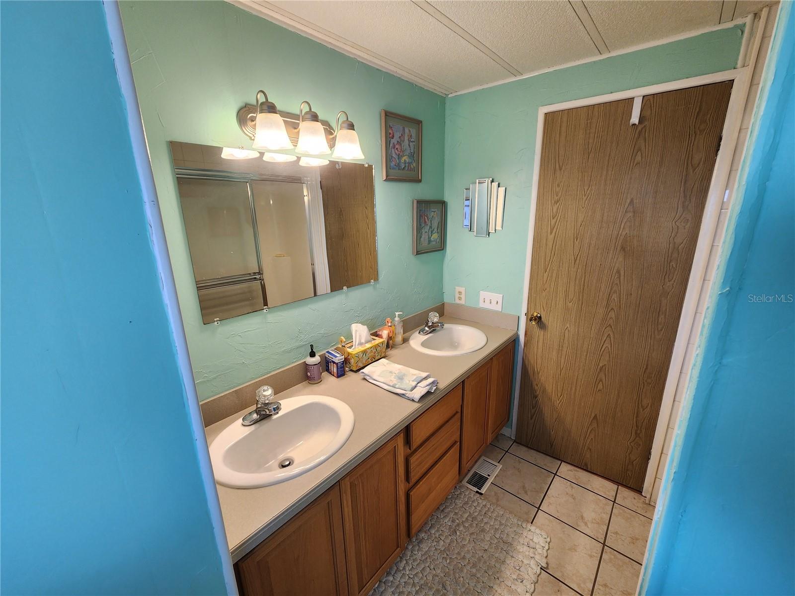 Image 17 of 31 For 5414 Burma Court