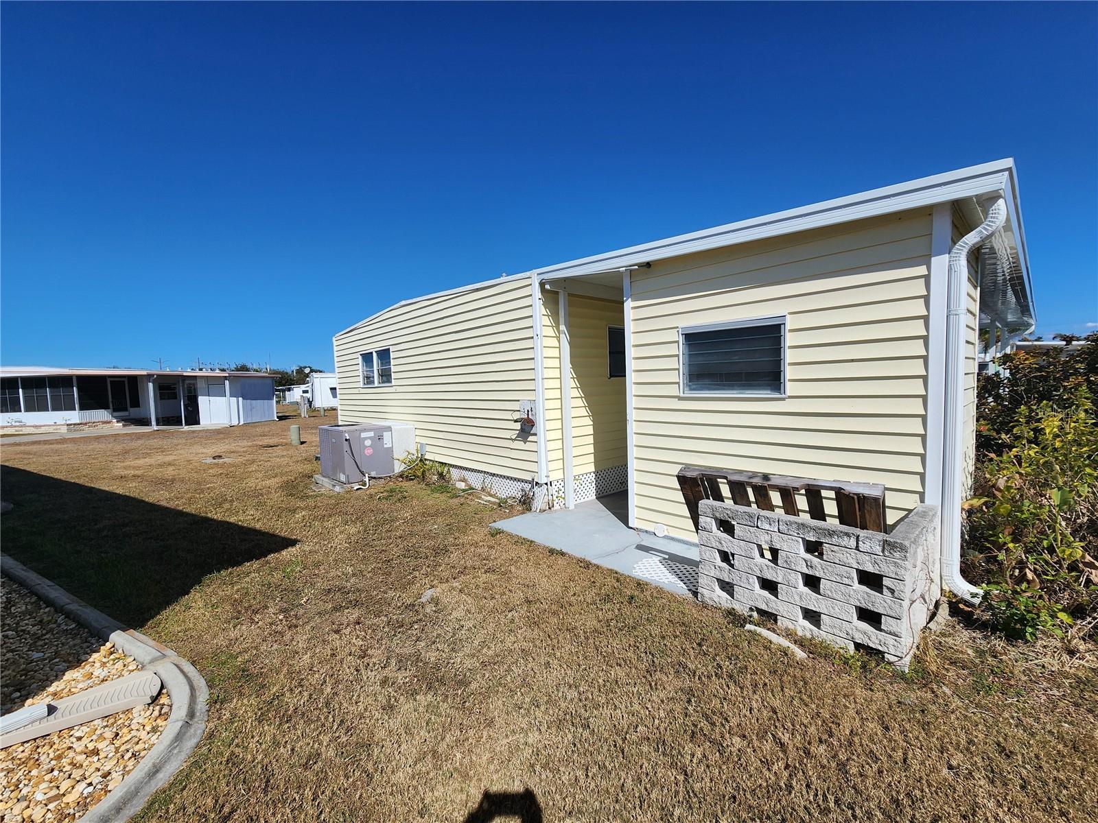 Image 28 of 31 For 5414 Burma Court