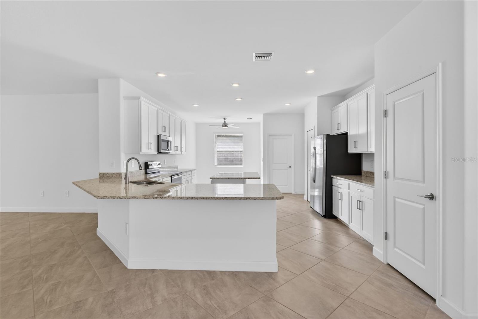 Image 10 of 89 For 17364 Walnut Run Drive