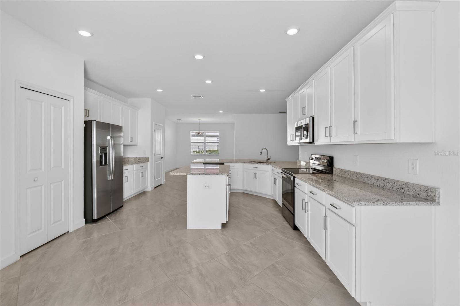 Image 14 of 89 For 17364 Walnut Run Drive