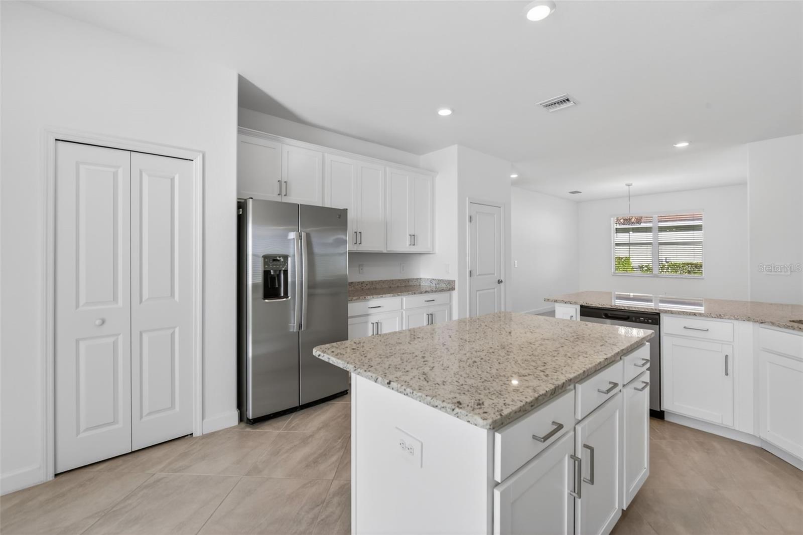 Image 15 of 89 For 17364 Walnut Run Drive