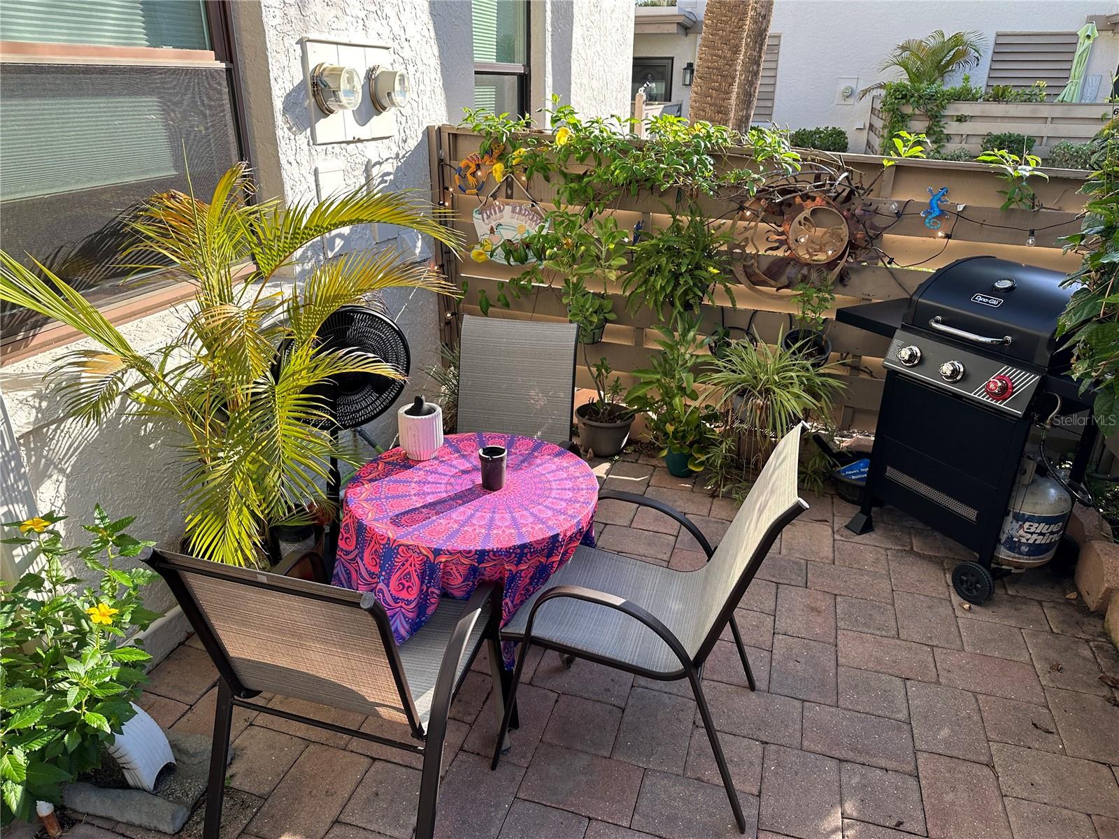 Image 2 of 29 For 655 Woodlawn Drive 655