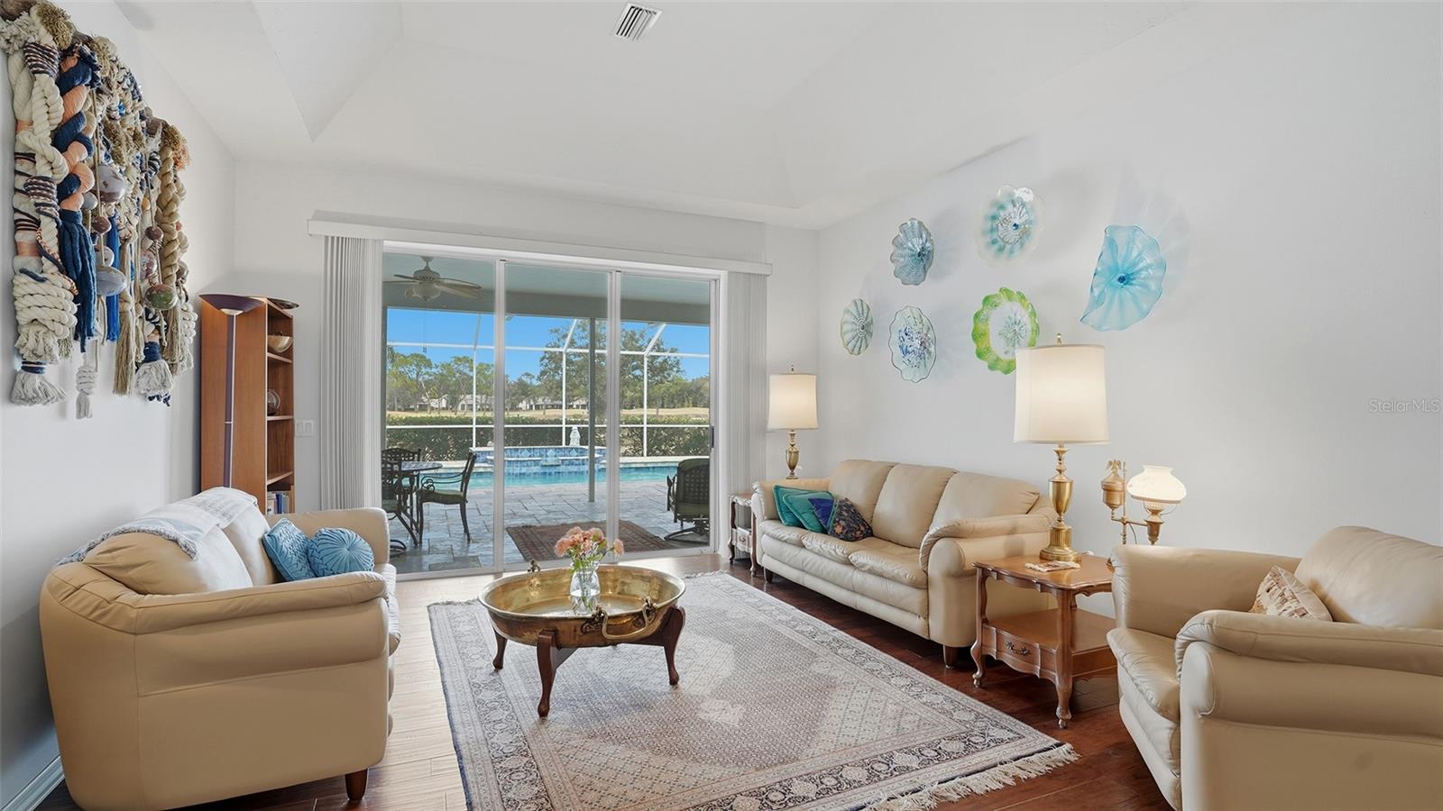 Image 10 of 52 For 5515 Downham Meadows