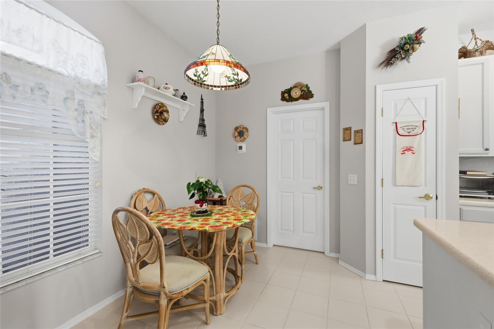 Image 12 of 30 For 6290 Buckingham Street