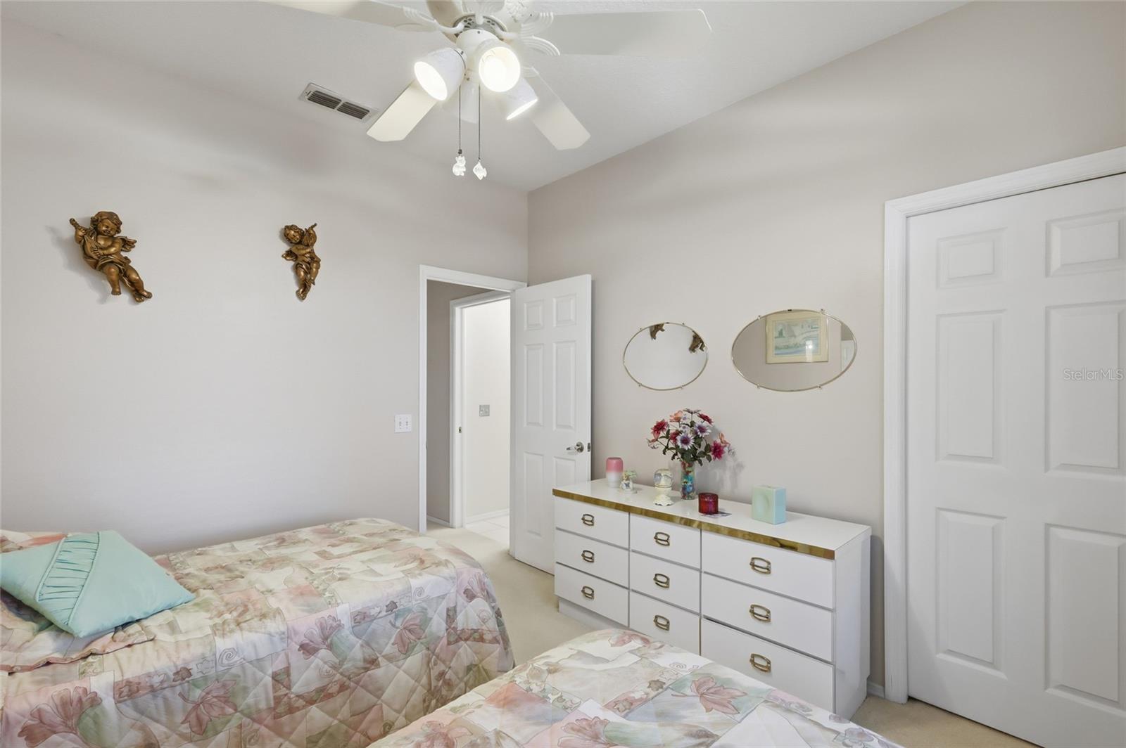 Image 16 of 30 For 6290 Buckingham Street