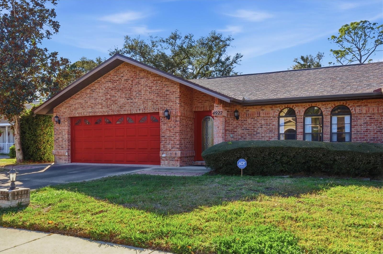 Image 3 of 41 For 4922 29th Ln E