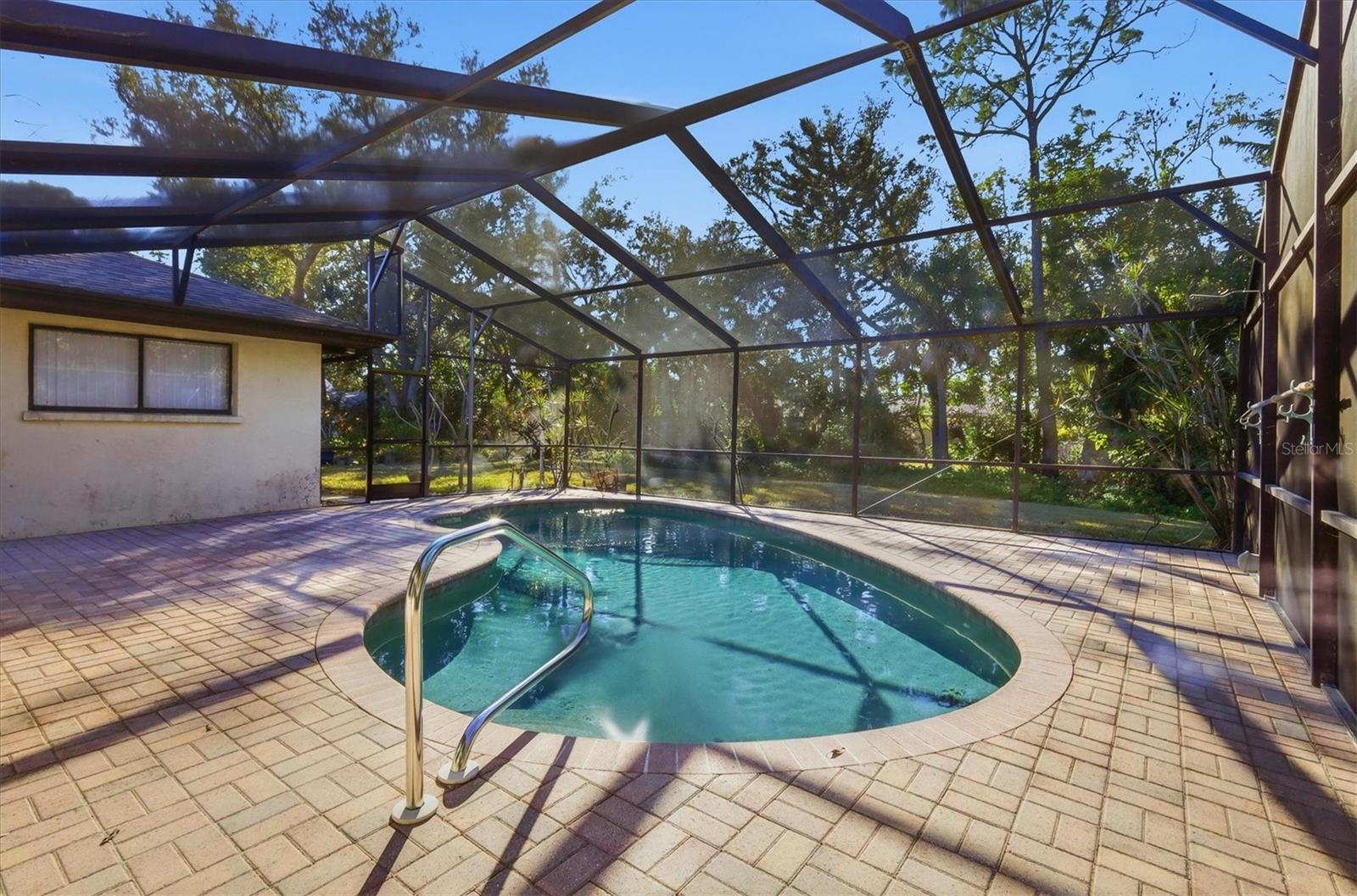 Image 33 of 41 For 4922 29th Ln E