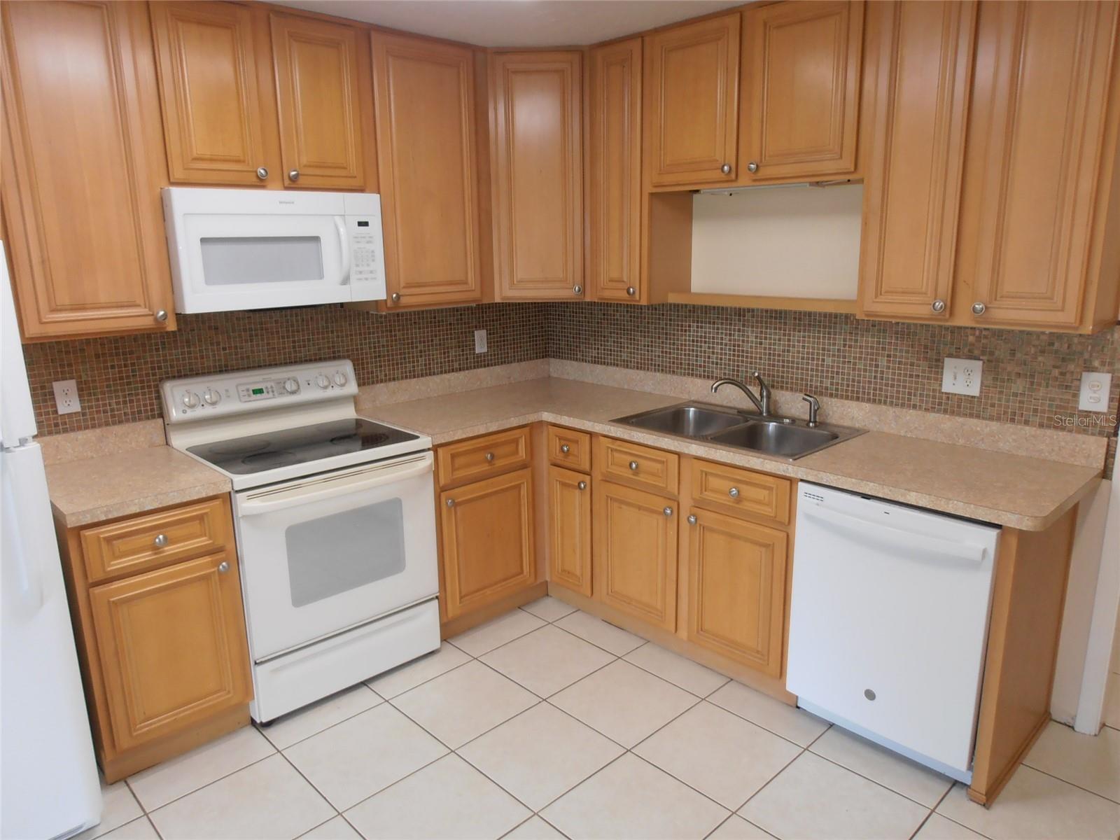 Image 7 of 32 For 4106 39th Street W