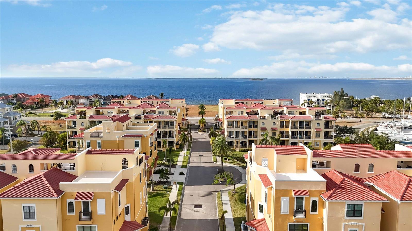 Image 4 of 76 For 6424 Margarita Shores Lane B31