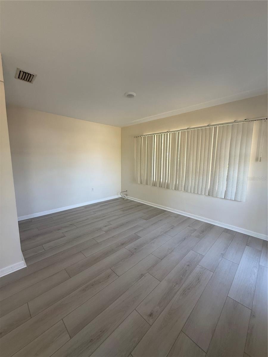 Image 5 of 22 For 220 Mentel Terrace