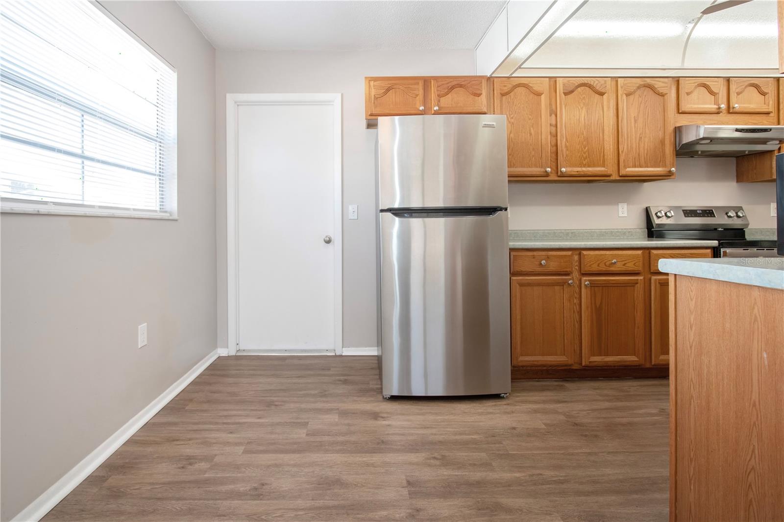 Image 16 of 65 For 802 Buttonwood Drive