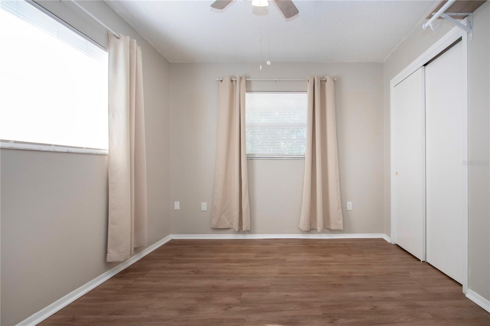 Image 24 of 65 For 802 Buttonwood Drive