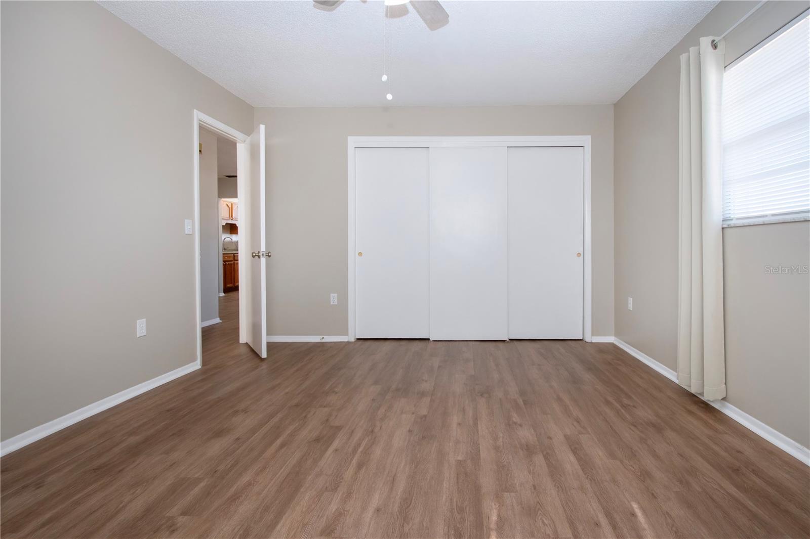 Image 29 of 65 For 802 Buttonwood Drive