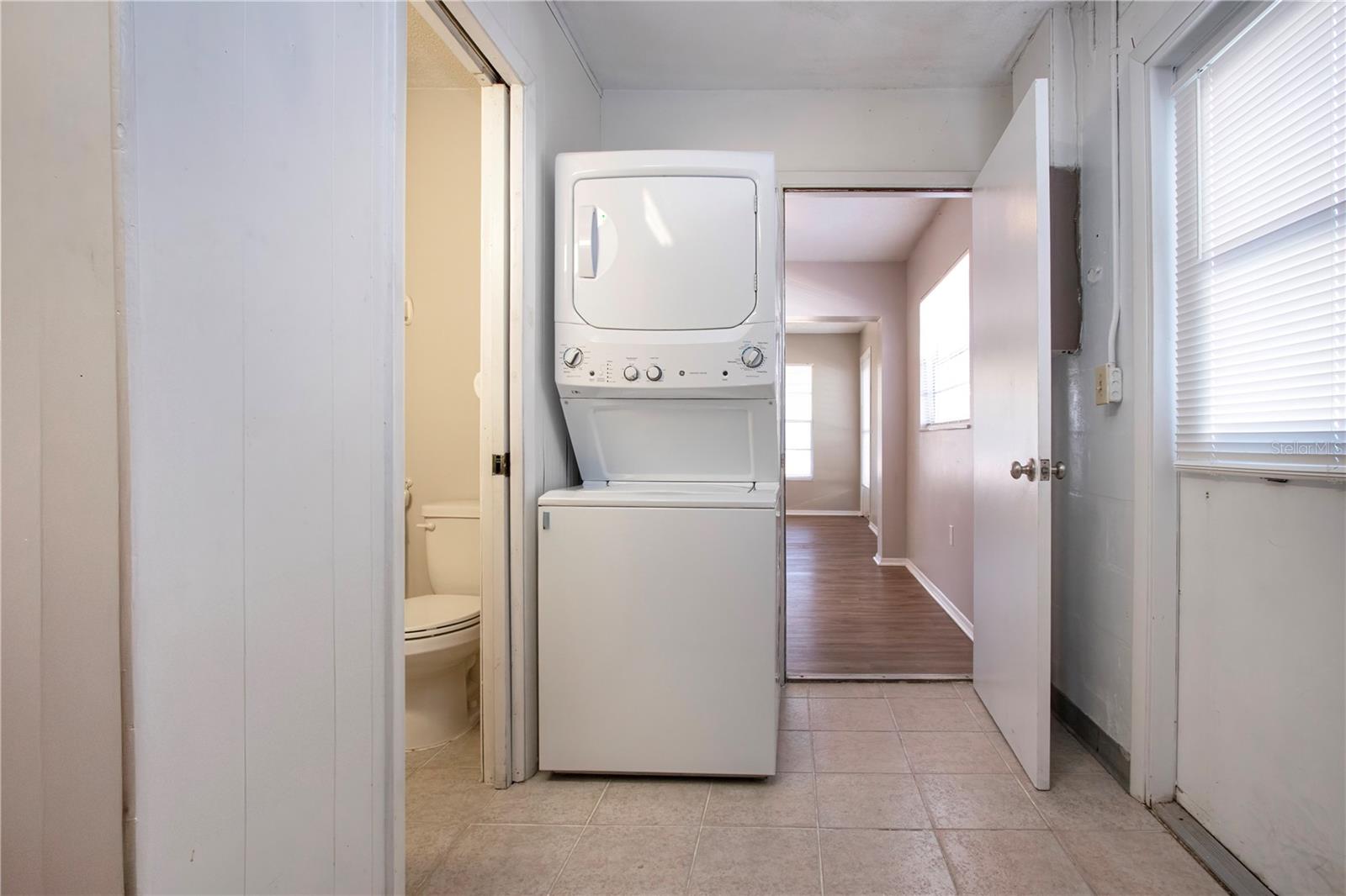 Image 30 of 65 For 802 Buttonwood Drive