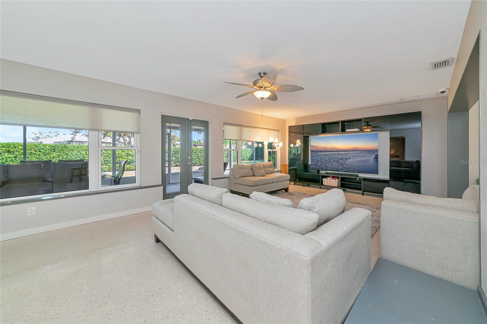 Image 13 of 56 For 2639 Bougainvillea Street