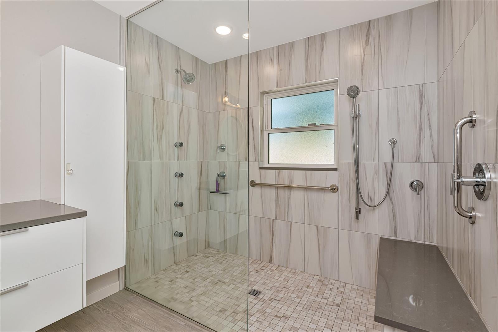 Image 21 of 56 For 2639 Bougainvillea Street