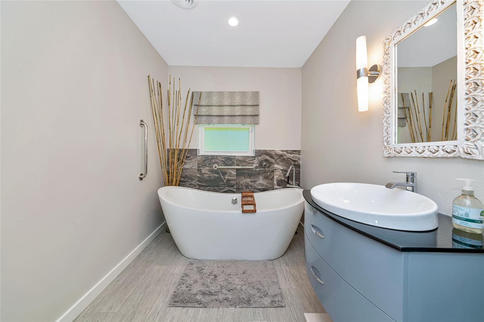 Image 33 of 56 For 2639 Bougainvillea Street