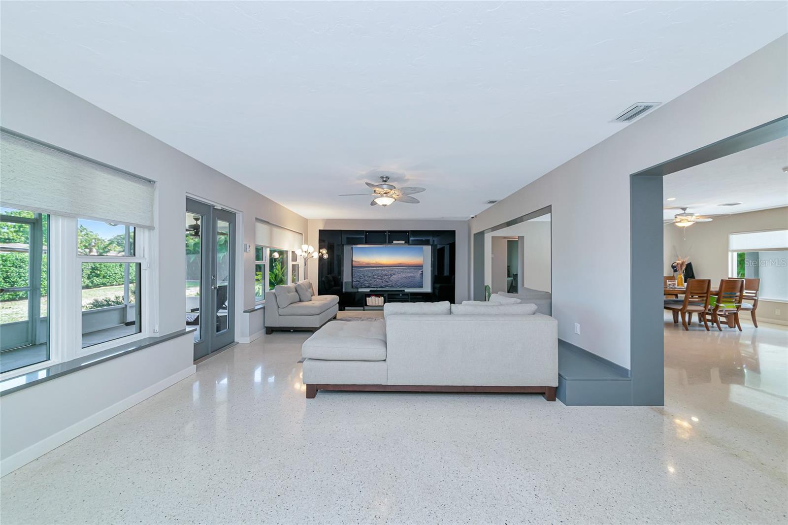 Image 6 of 56 For 2639 Bougainvillea Street