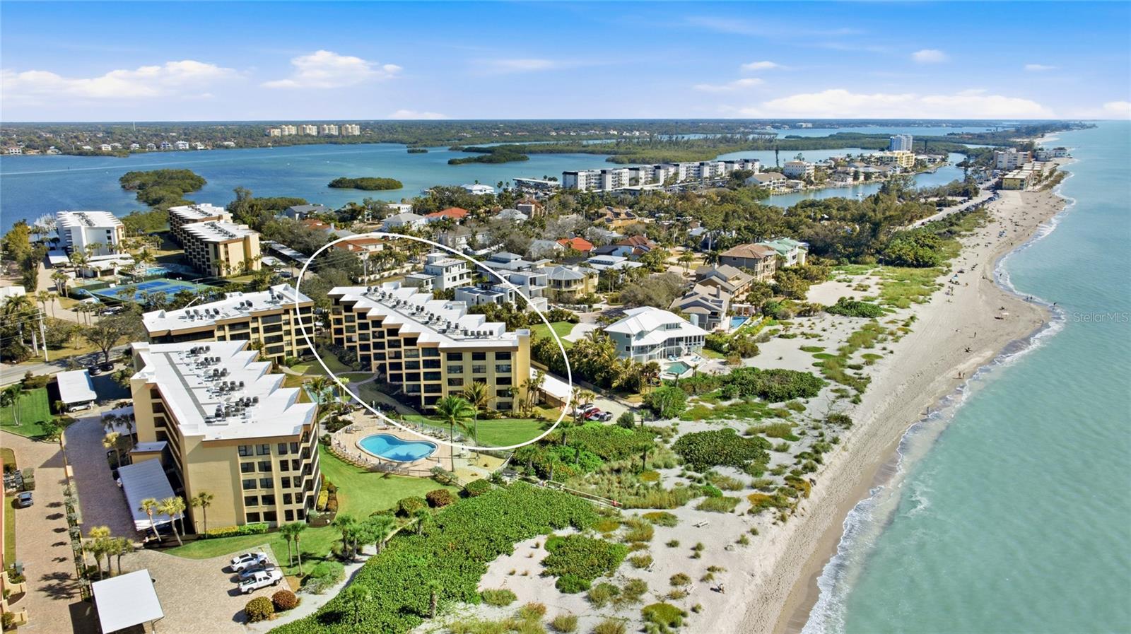 Image 23 of 45 For 8776 Midnight Pass Road C204