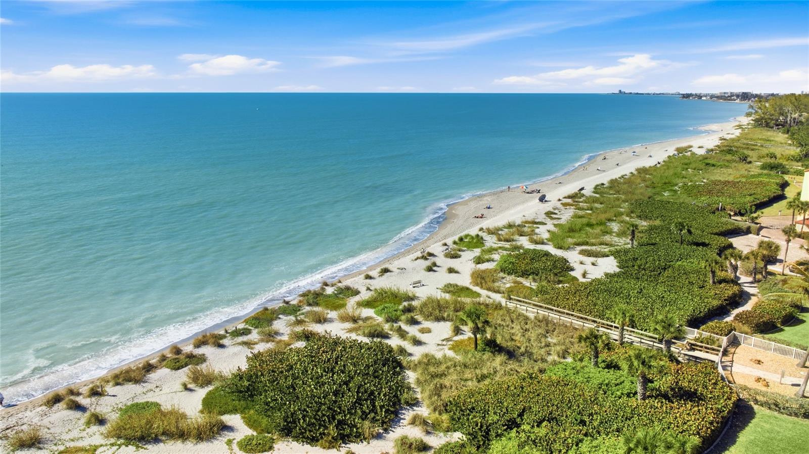 Image 27 of 45 For 8776 Midnight Pass Road C204