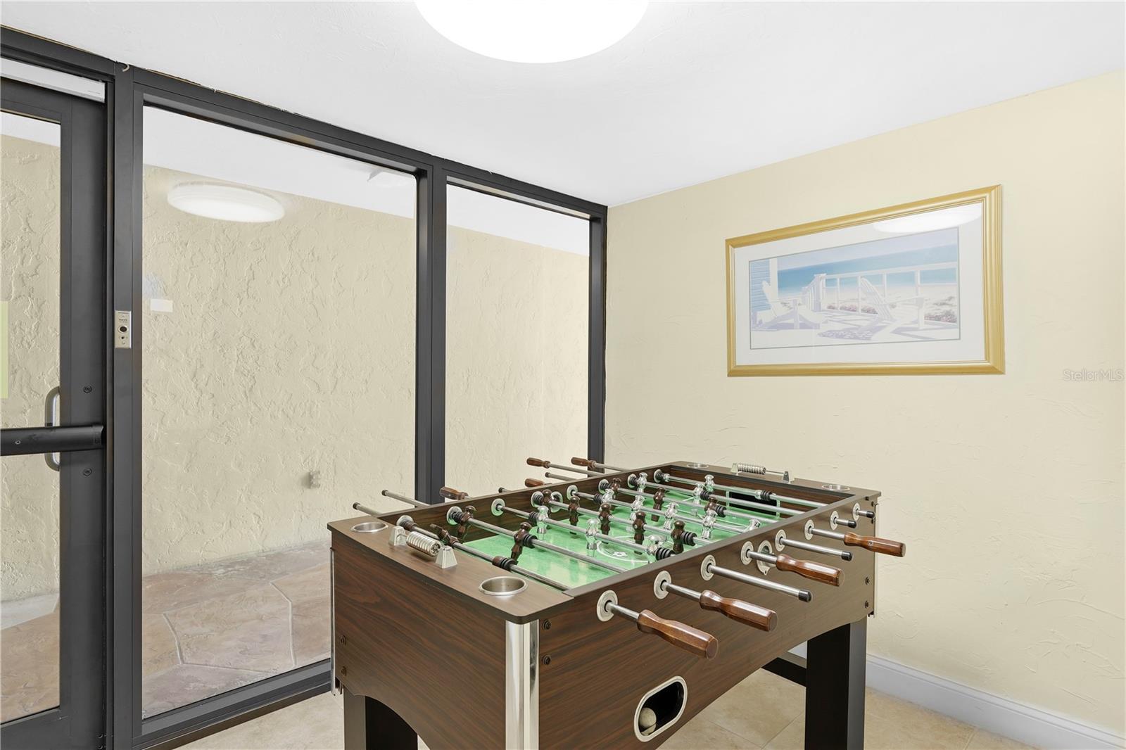 Image 38 of 45 For 8776 Midnight Pass Road C204