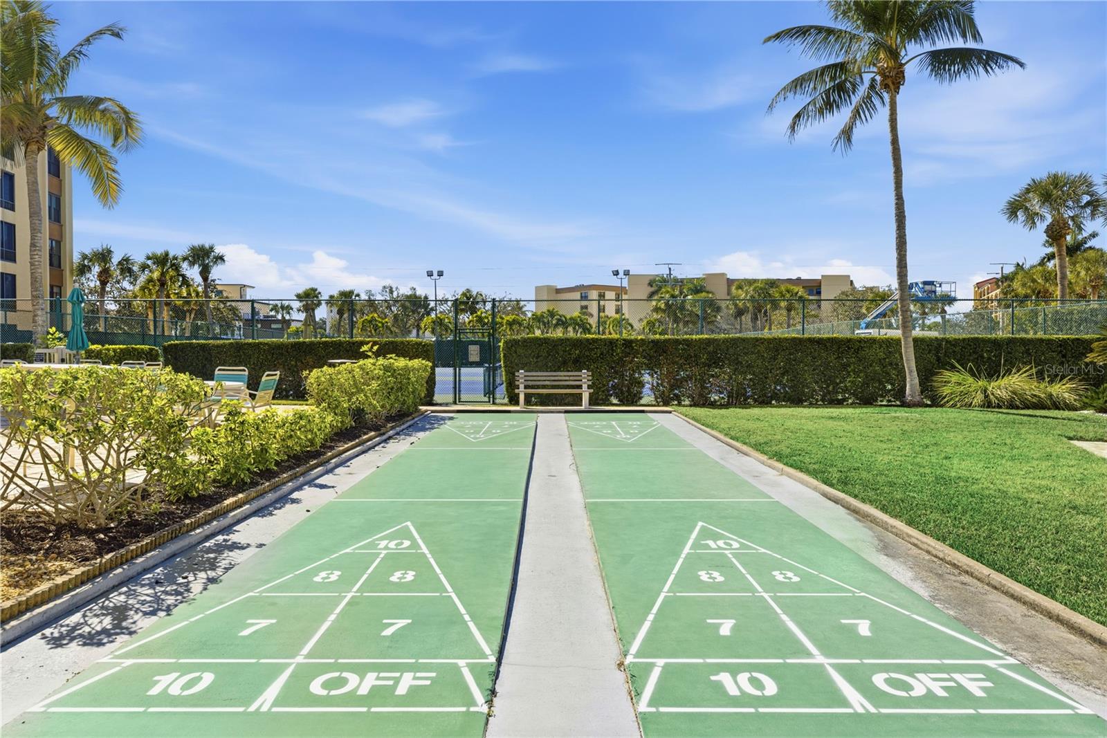 Image 43 of 45 For 8776 Midnight Pass Road C204