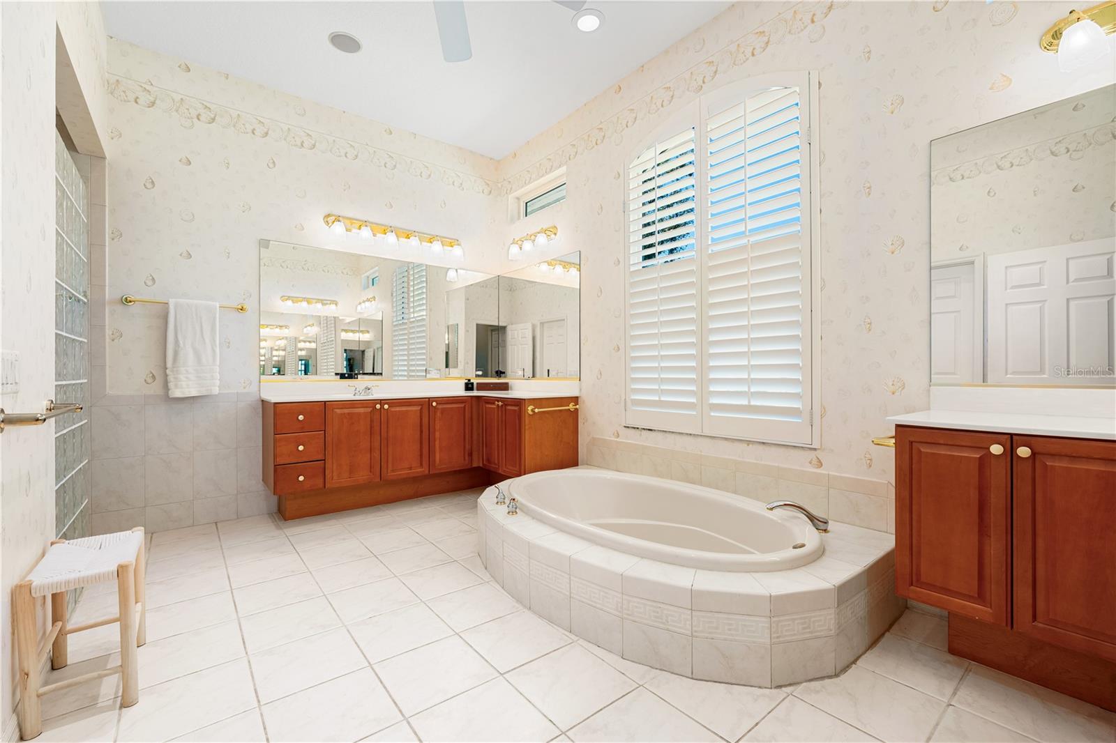 Image 35 of 97 For 3314 Charles Macdonald Drive