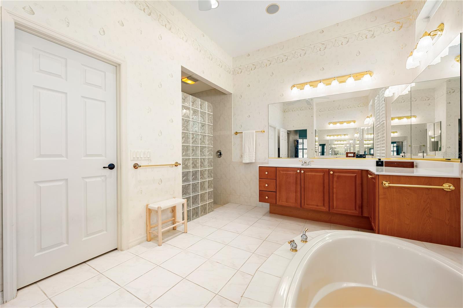 Image 36 of 97 For 3314 Charles Macdonald Drive