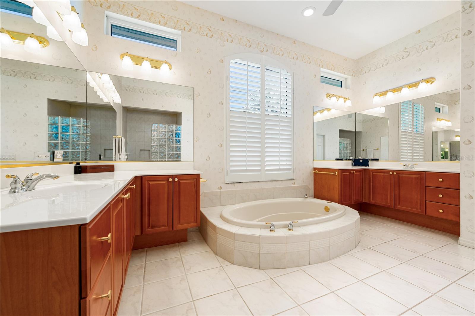 Image 37 of 97 For 3314 Charles Macdonald Drive