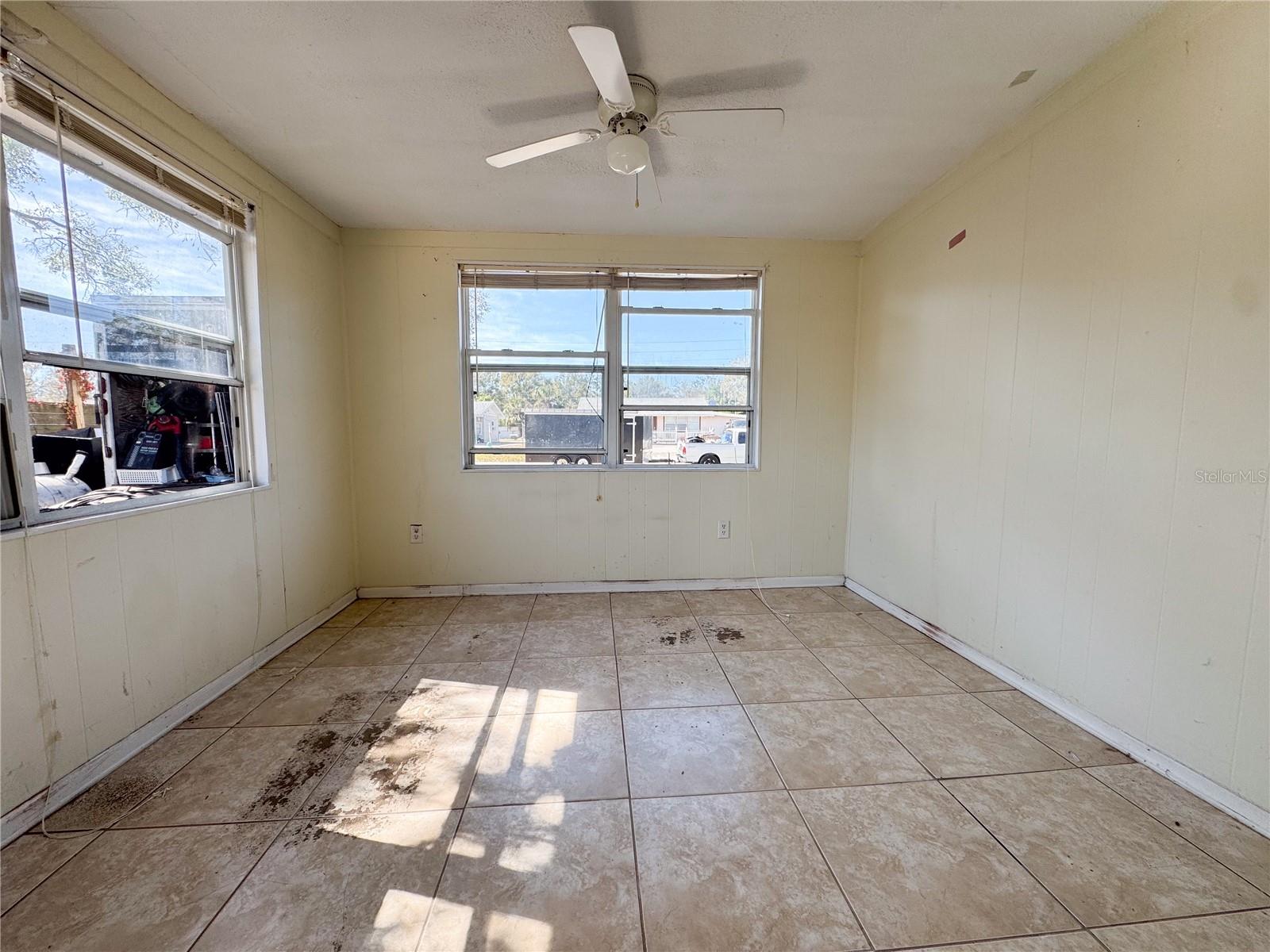 Image 11 of 26 For 1936 Allendale Avenue